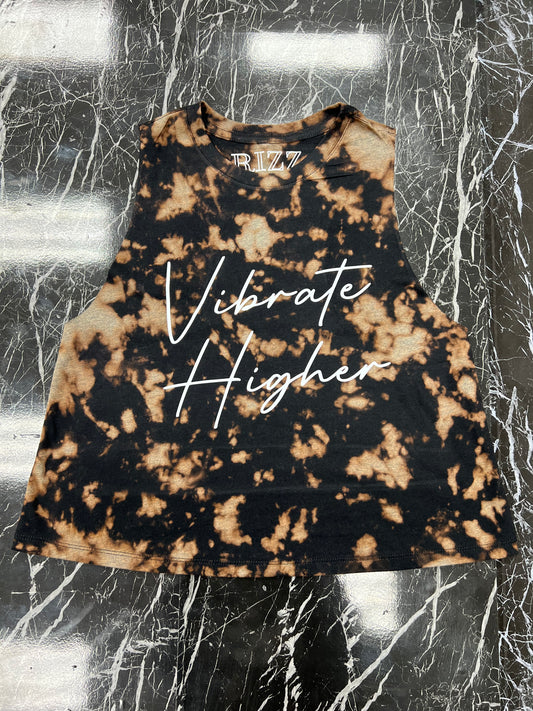 “Vibrate Higher” crop tank