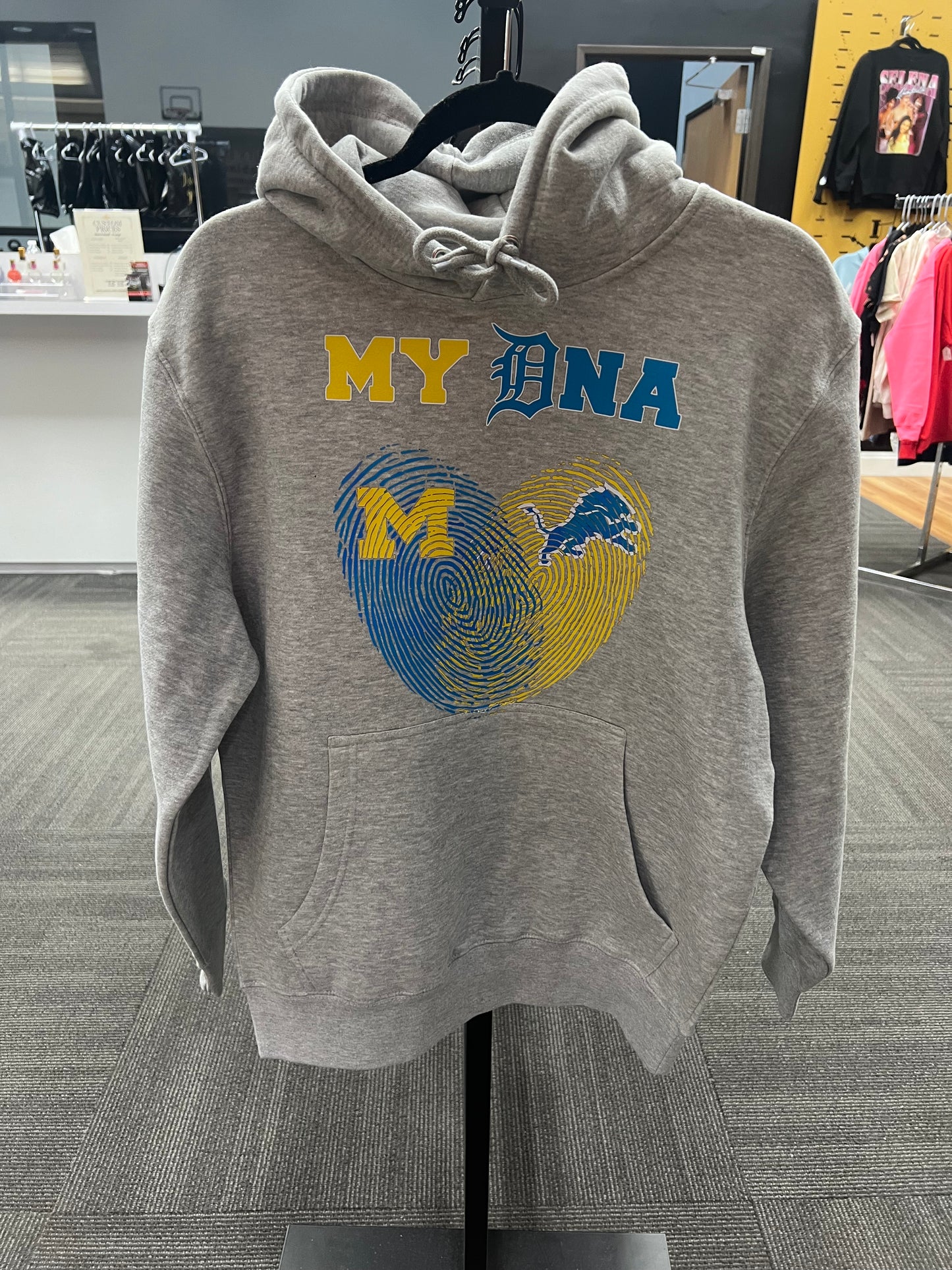 “Detroit 🤞🏽 Michigan” Hoodie